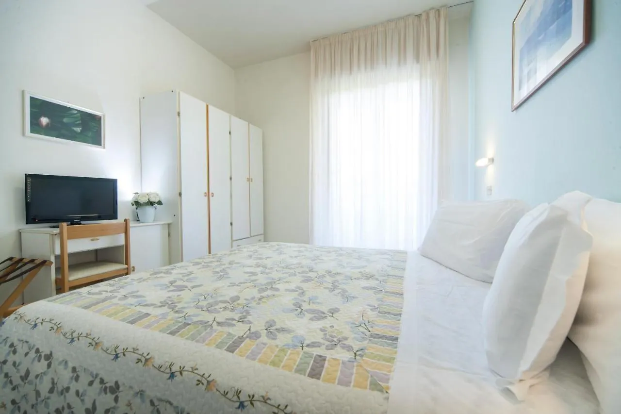 Hotel Betty Personal Style And Beach Village Ρίμινι