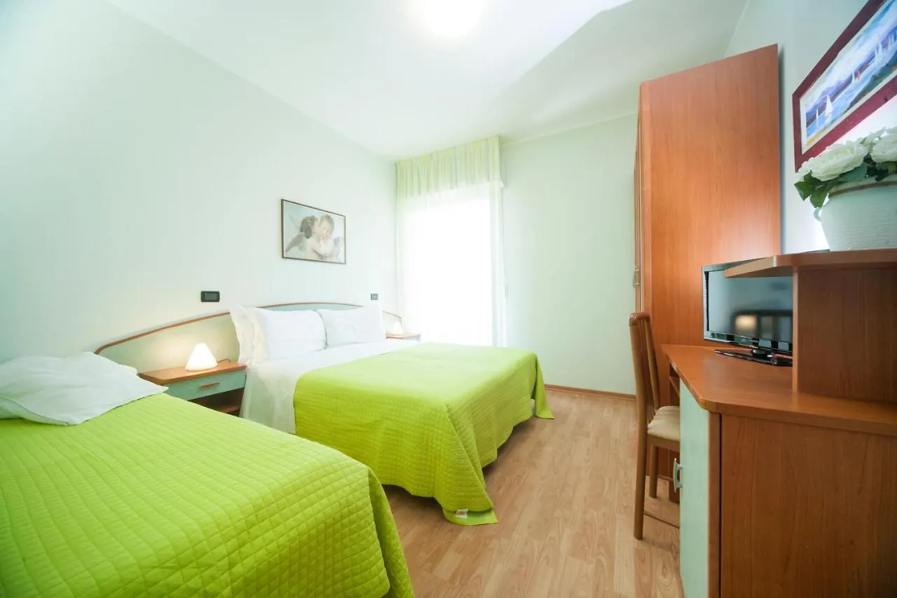 Hotel Betty Personal Style And Beach Village Ρίμινι