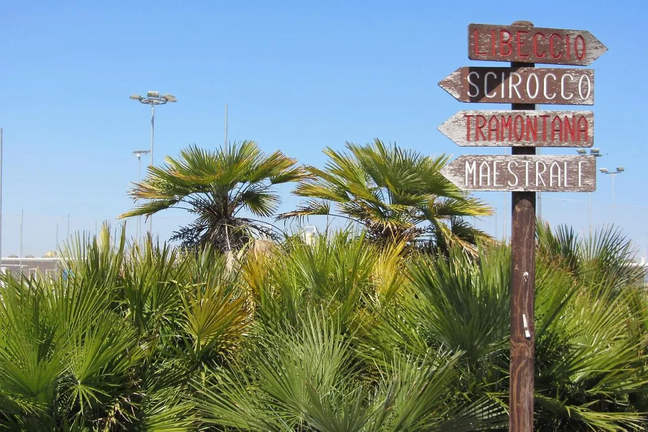 Hotel Betty Personal Style And Beach Village Ρίμινι