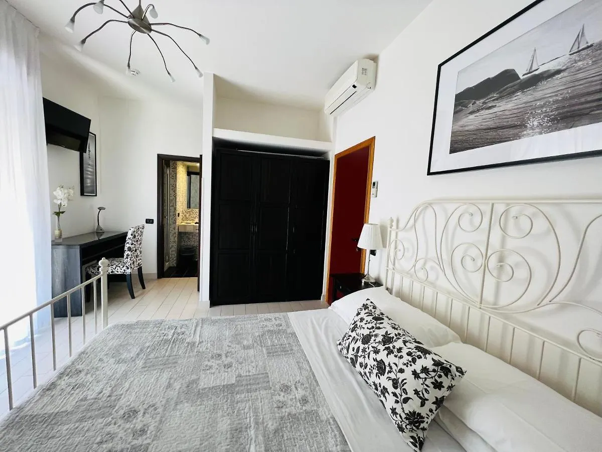 Hotel Betty Personal Style And Beach Village Ρίμινι Ιταλία